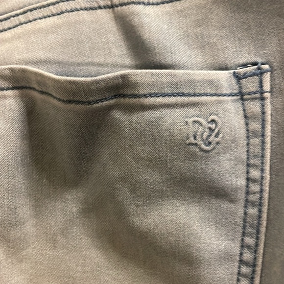 DG2 Stretch Lightwash Capris with Double Stylish Hem 20W - Picture 6 of 7